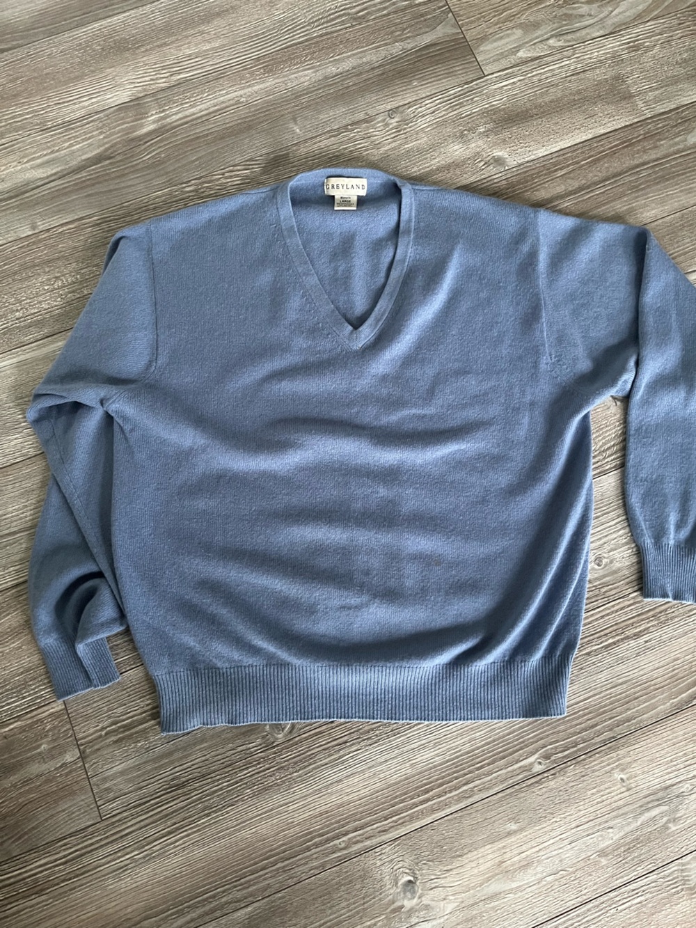 Greyland 100% cashmere sweater